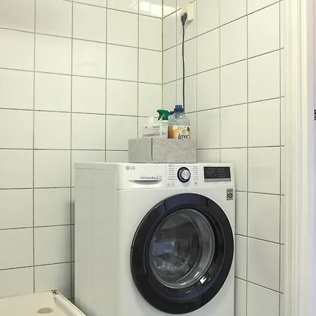 Free Parking At Cozy & Getaway 아파트