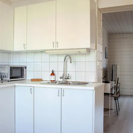 Free Parking At Cozy & Getaway