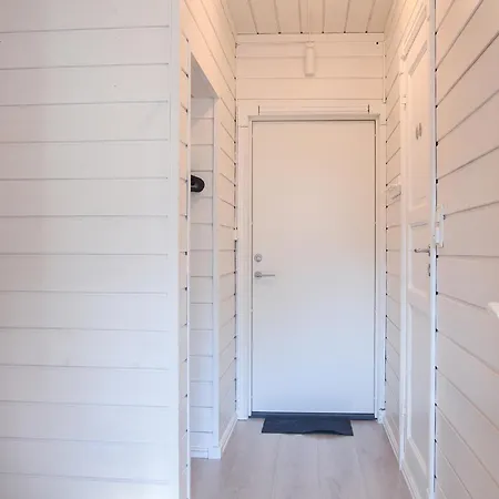 Free Parking At Cozy & Getaway